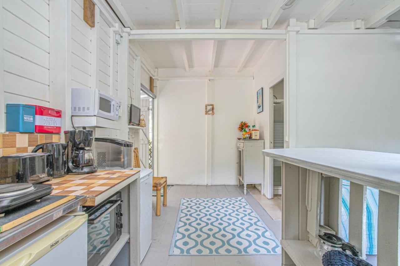 Appartement Charmant Au Carbet Avec Vue Sur La Mer 50 M² Le Carbet Exterior foto