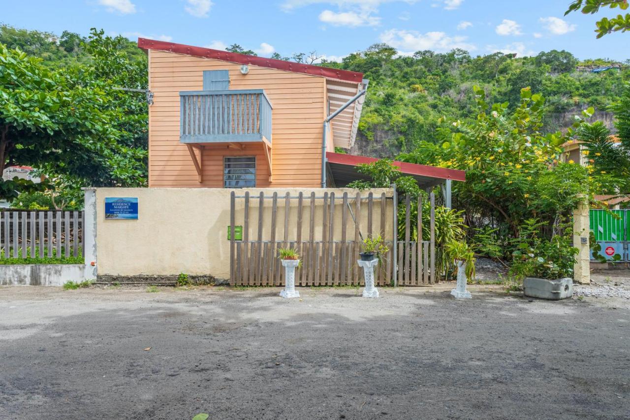 Appartement Charmant Au Carbet Avec Vue Sur La Mer 50 M² Le Carbet Exterior foto